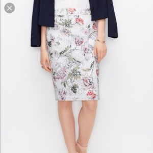 Ann Taylor Petite begonia eyelet pencil skirt